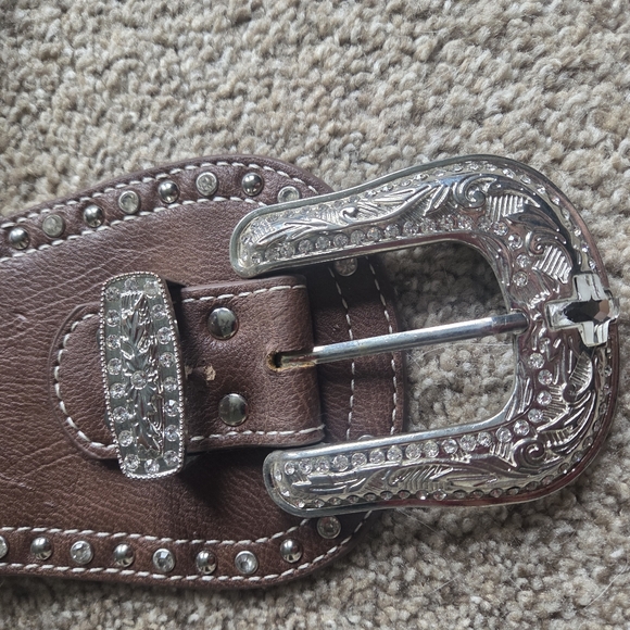 Montana West Brown and Silver Embellished Belt - Picture 3 of 6